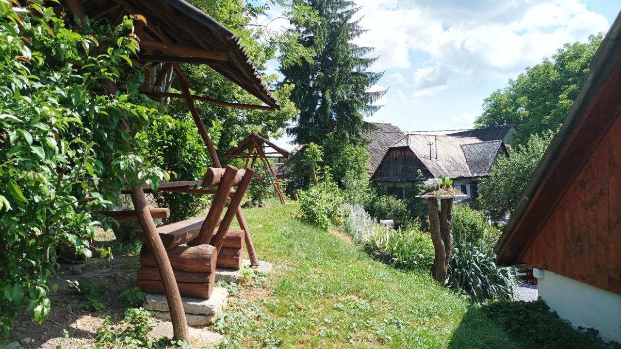 Meselak Villa Ocna de Sus Bagian luar foto
